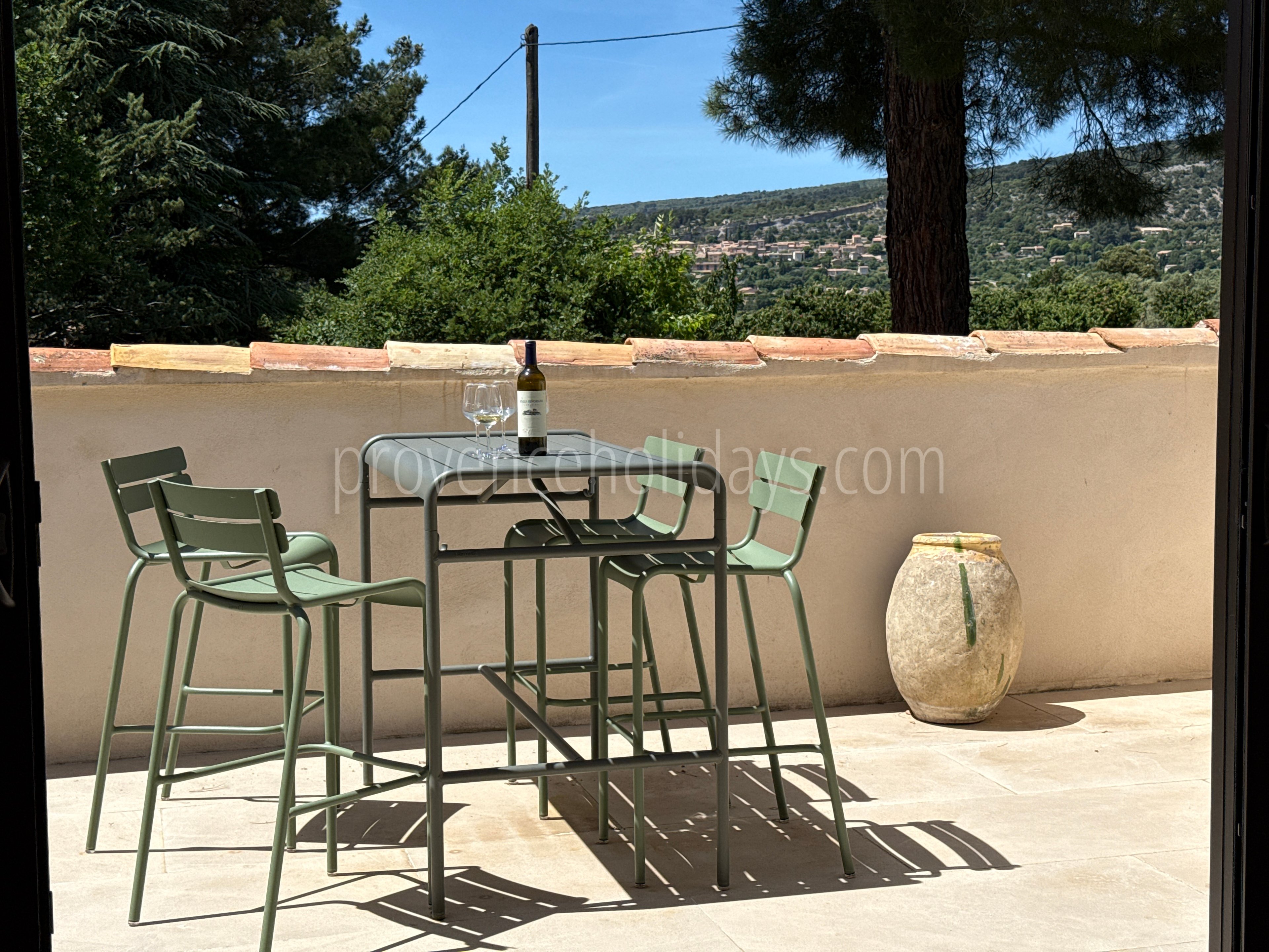 15 - Le Clos des Magnans: Villa: Exterior