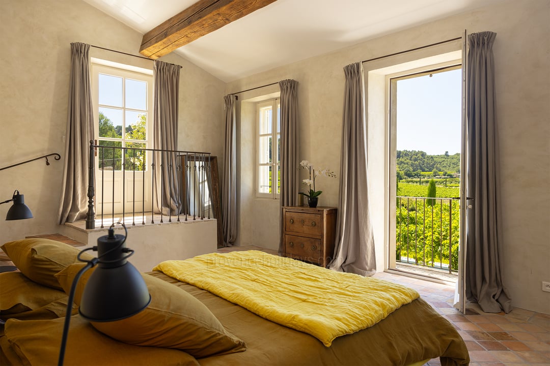 20 - Mas de Saint Véran: Villa: Bedroom