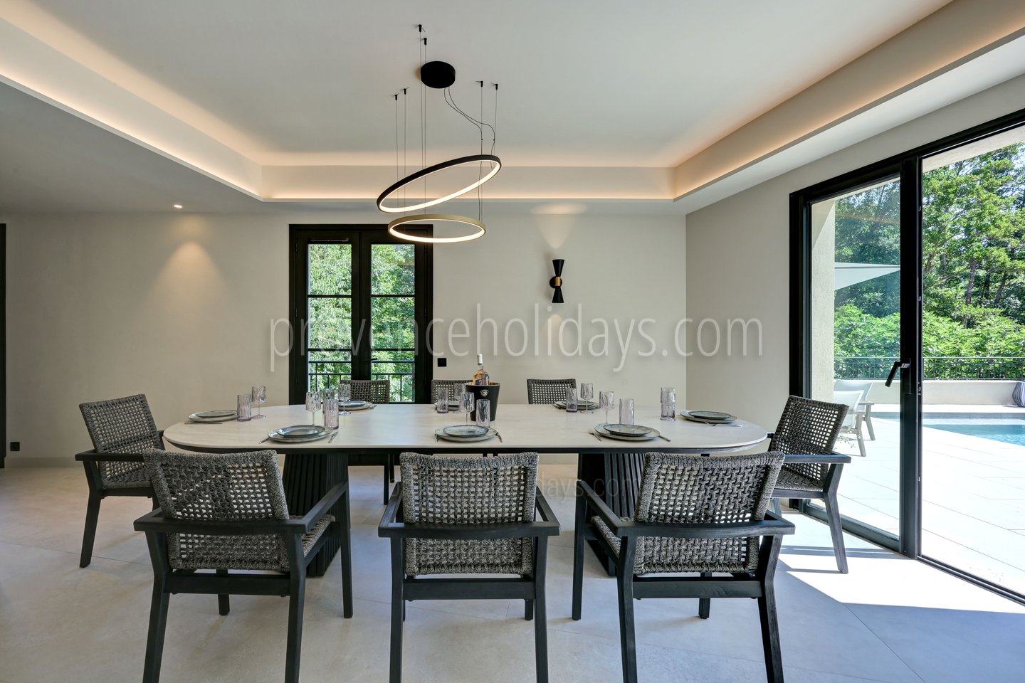 16 - Le Moulin: Villa: Interior