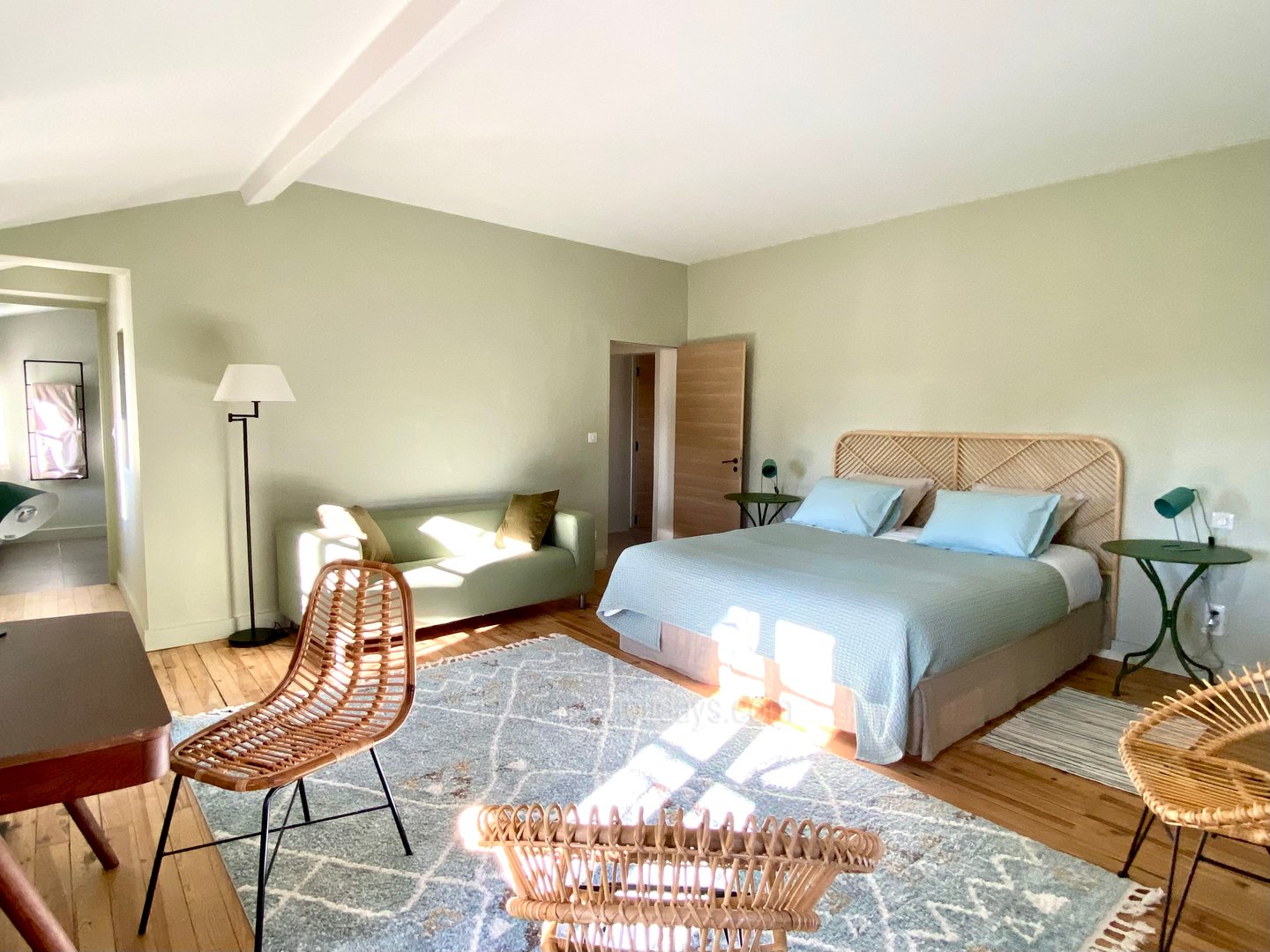 82 - Grand Mas de Cairanne: Villa: Bedroom
