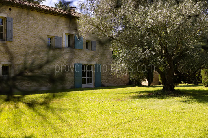 42 - Pine Lodge: Villa: Exterior