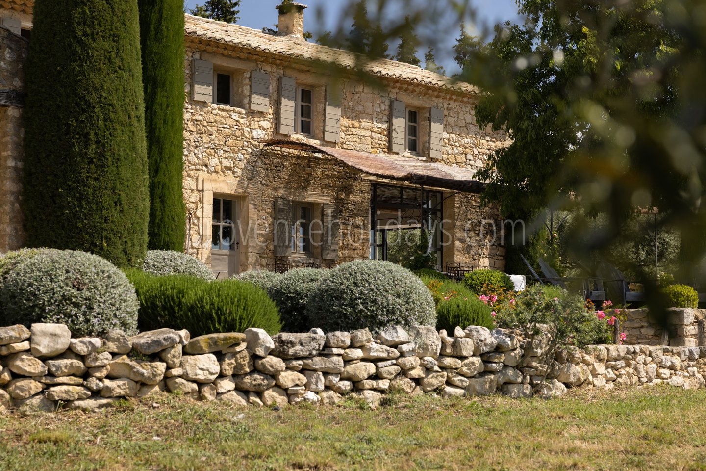 2 - Le Mas de Murs: Villa: Exterior