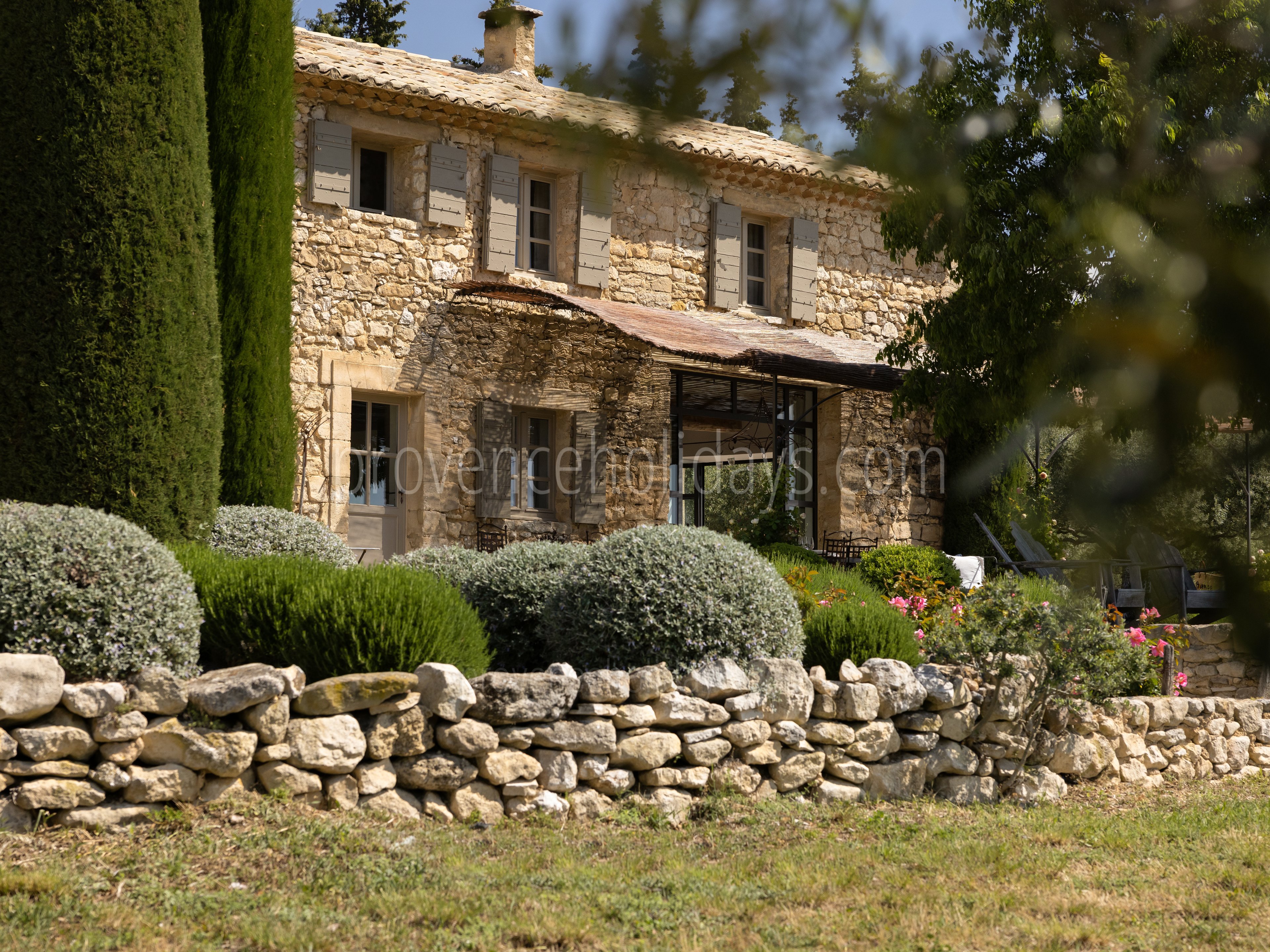 2 - Le Mas de Murs: Villa: Exterior