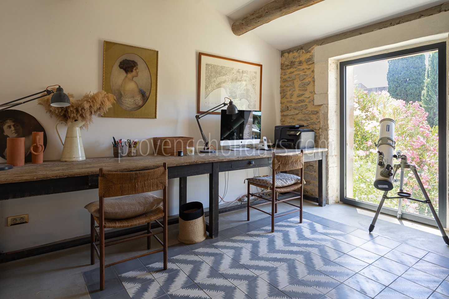 30 - Le Mas des Rêves: Villa: Interior