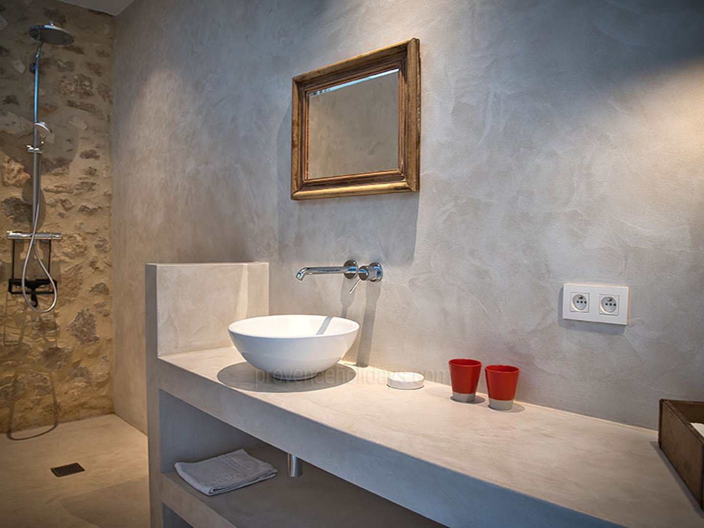 35 - Bastide du Lavoir: Villa: Bathroom