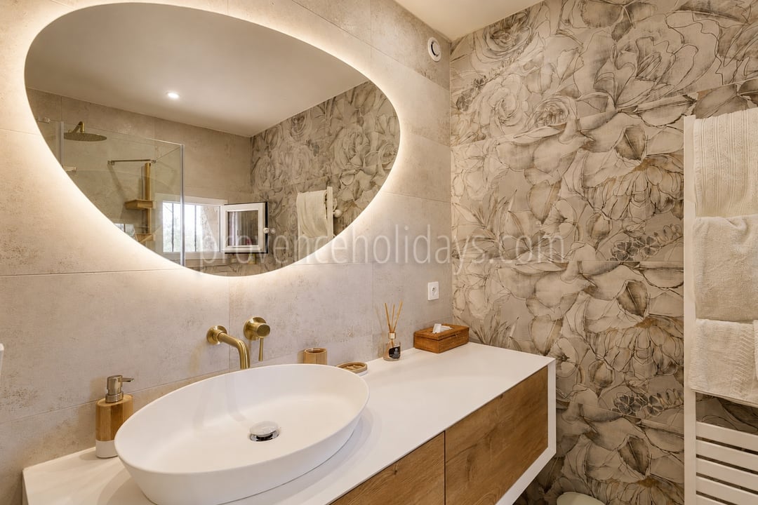14 - Villa Caleous: Villa: Bathroom