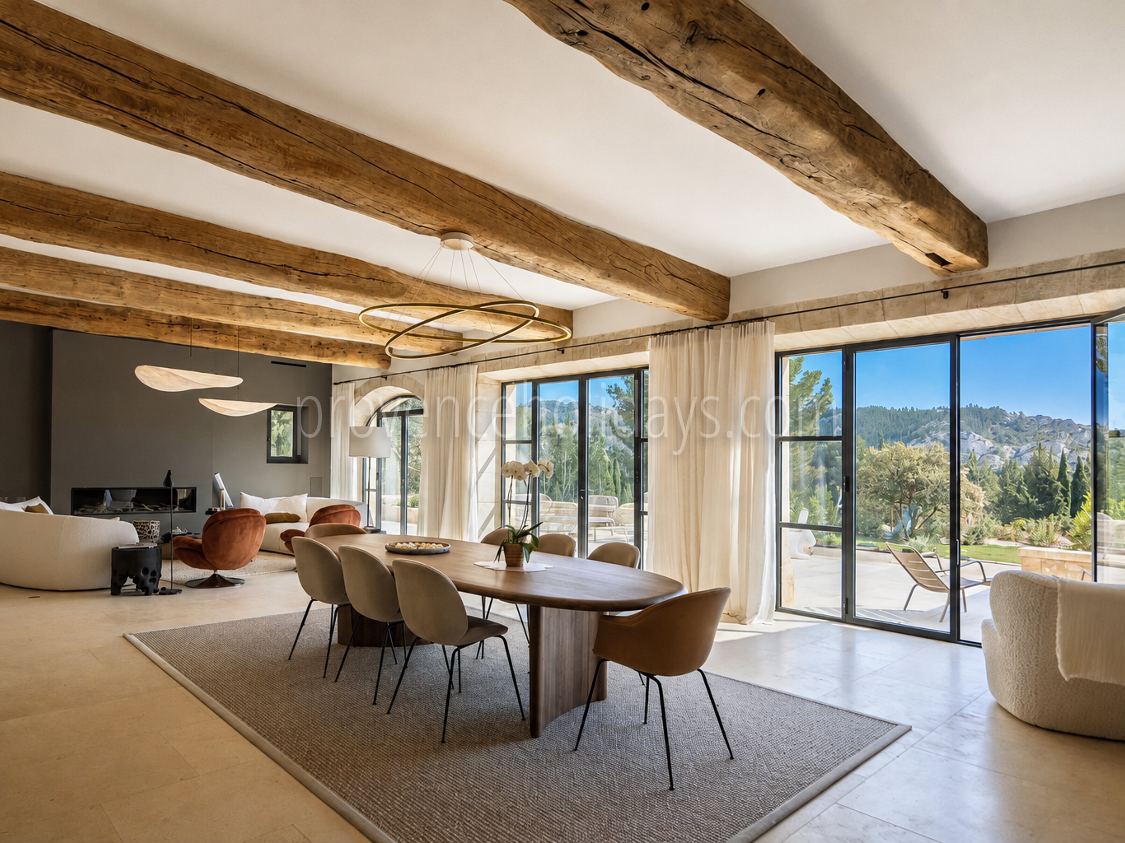 96 - Le Loup des Alpilles: Villa: Interior
