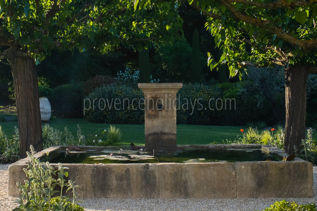 154 - Domaine des cascades: Villa: Exterior