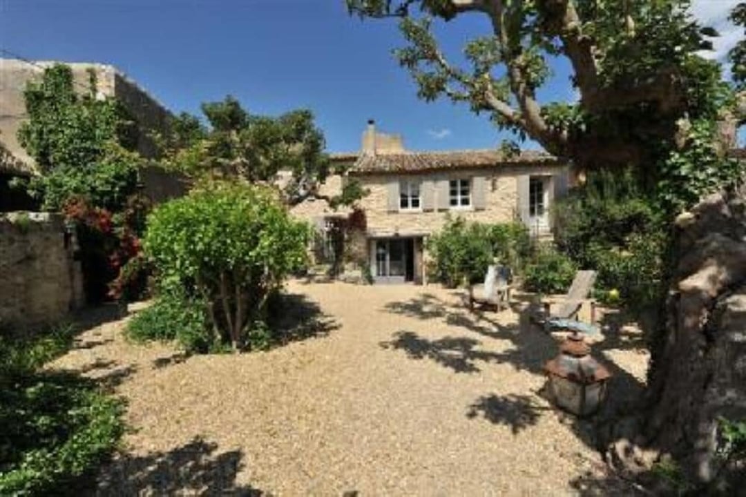 Maison récemment restaurée avec piscine chauffée