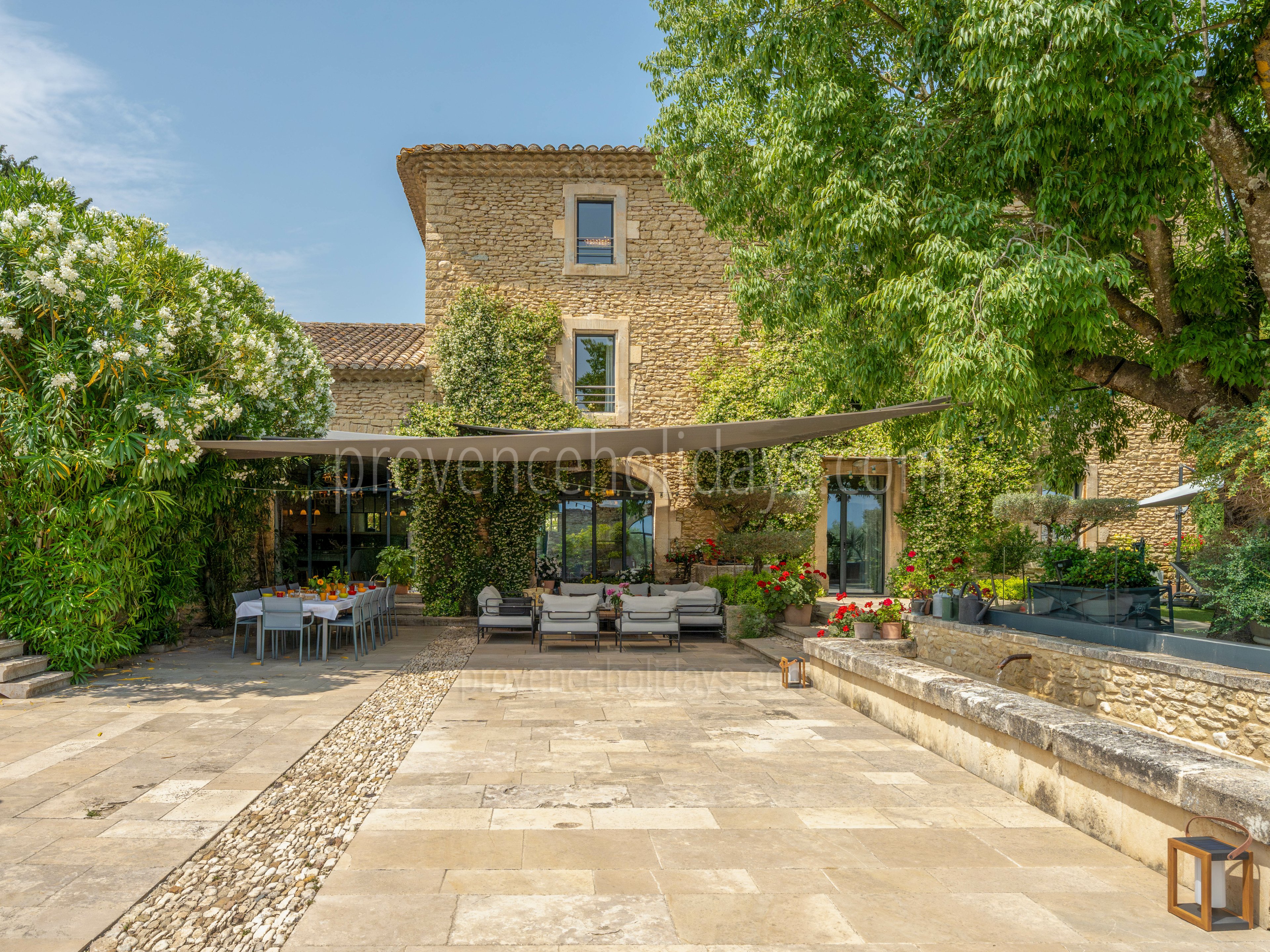 25 - Bastide de la Myrte: Villa: Exterior