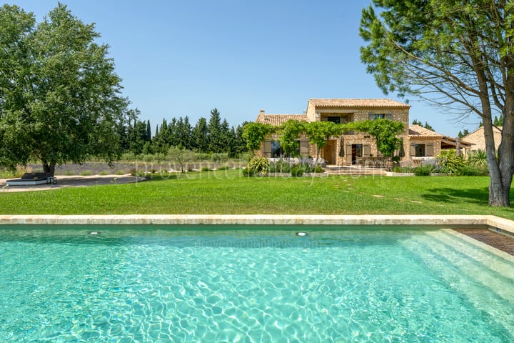 5 - Mas du Temps Suspendu: Villa: Pool