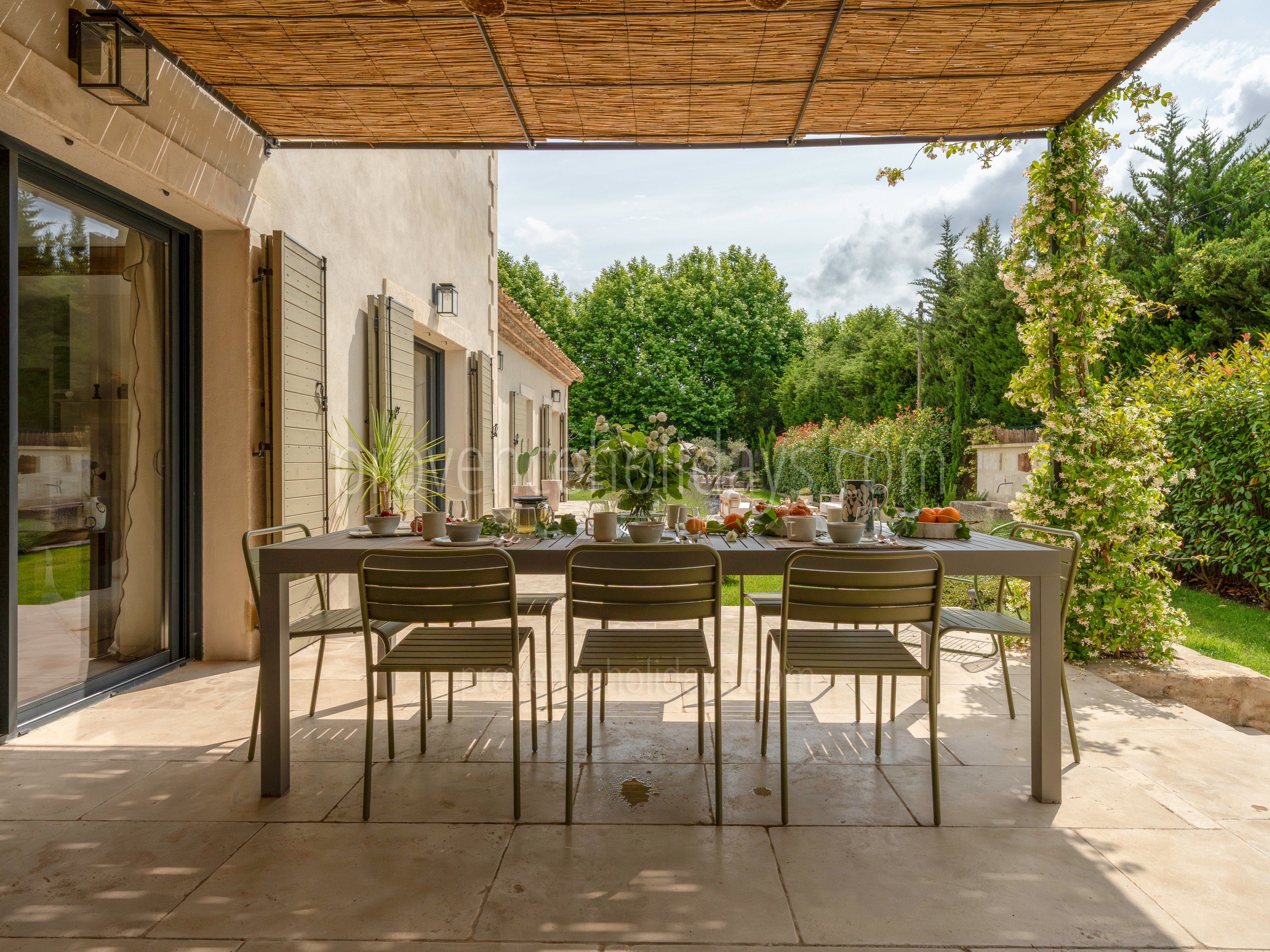 3 - Villa Alma: Villa: Exterior