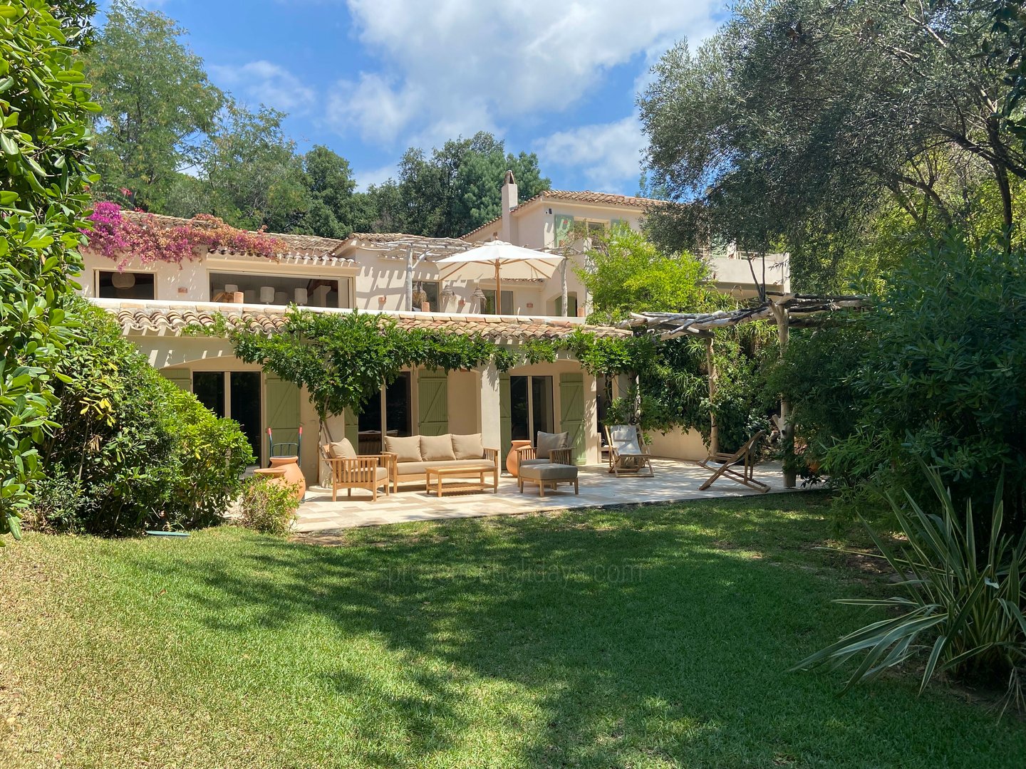 -1 - Villa Luna: Villa: Exterior
