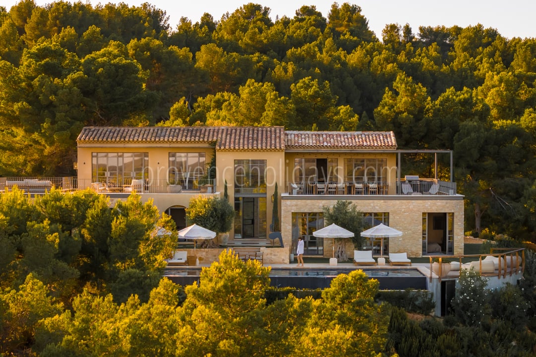 58 - Villa Paradis: Villa: Exterior