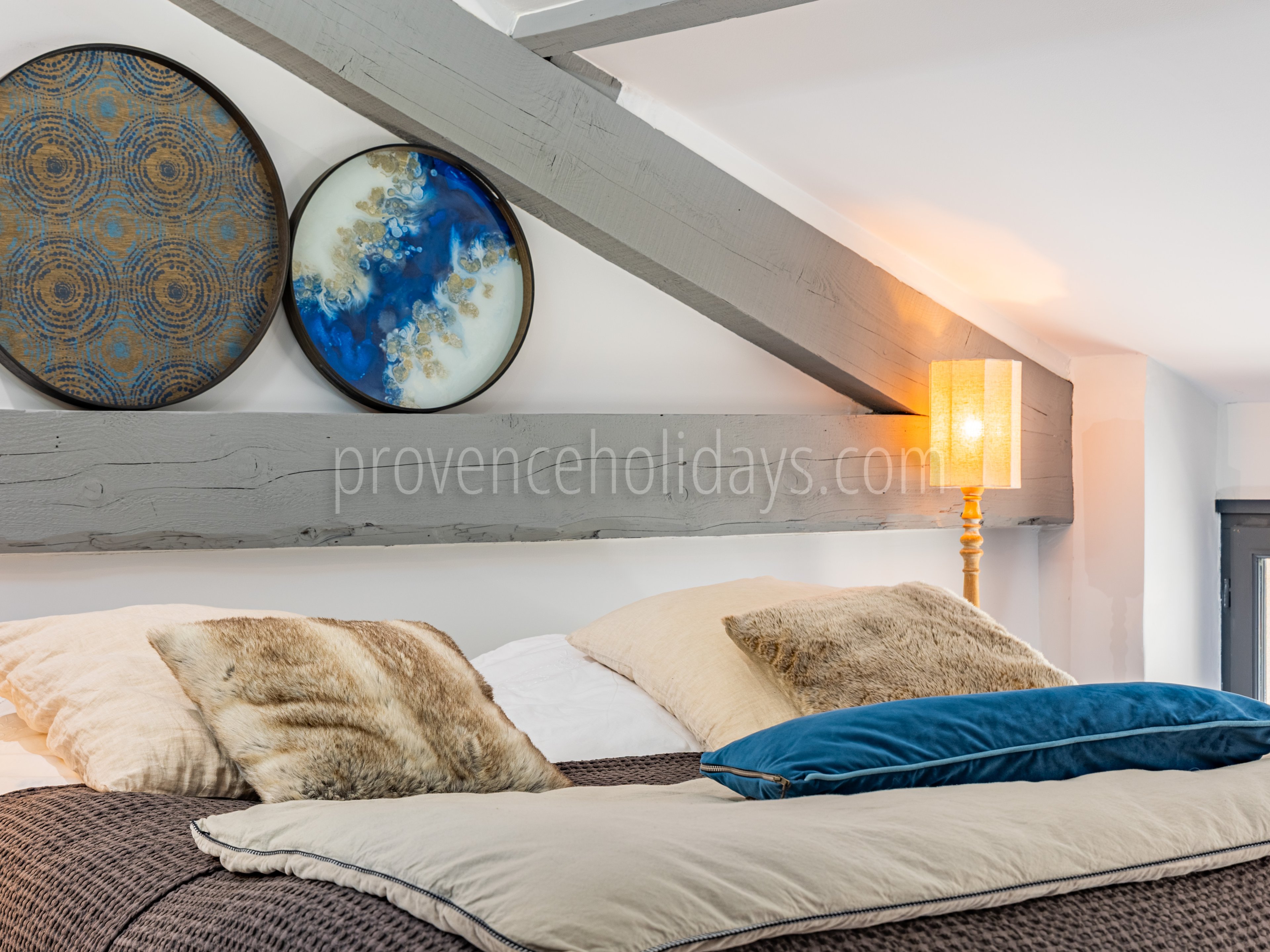 46 - L\'Atelier Provençal: Villa: Bedroom