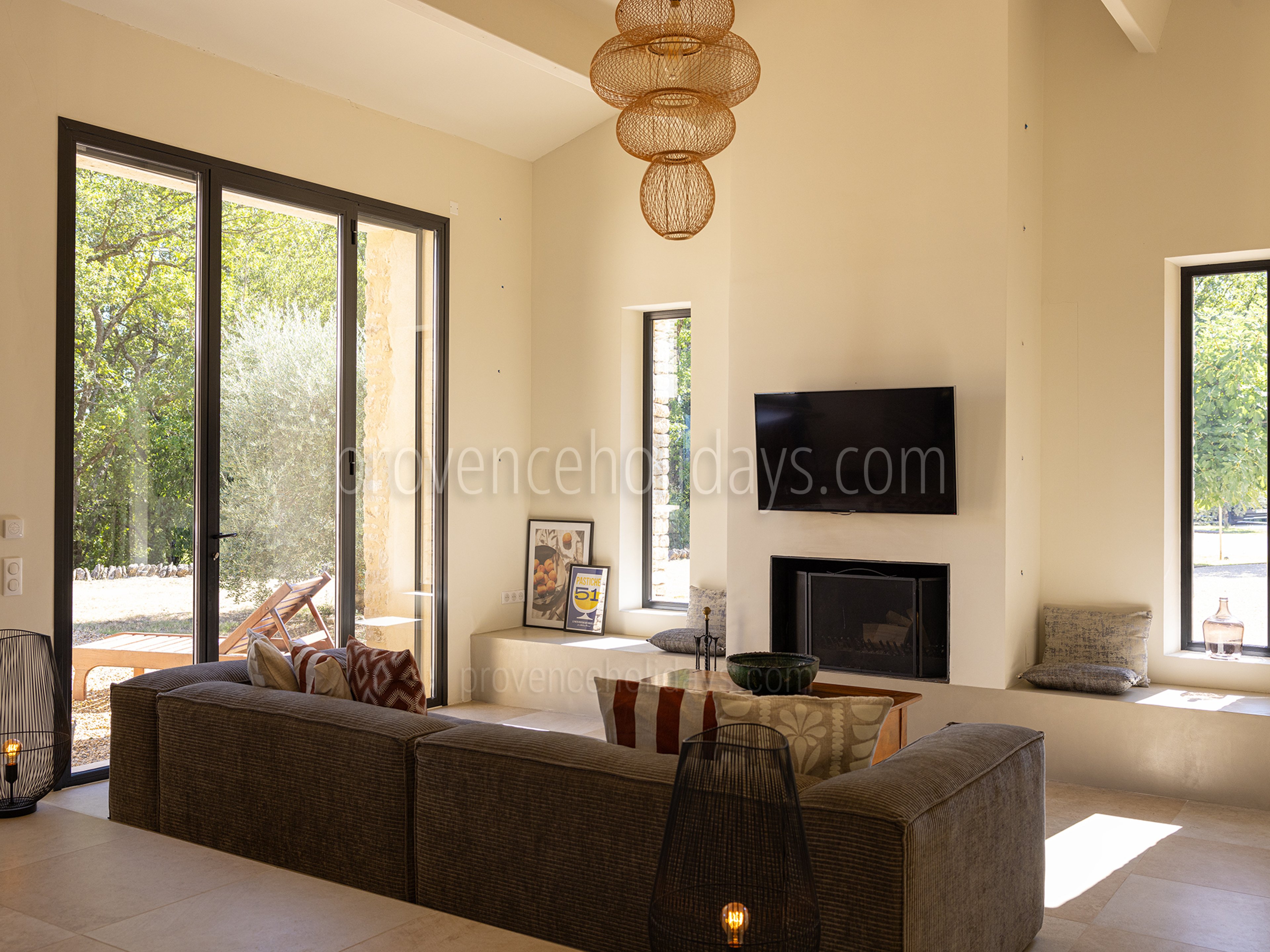 22 - Mas des Firmins: Villa: Interior