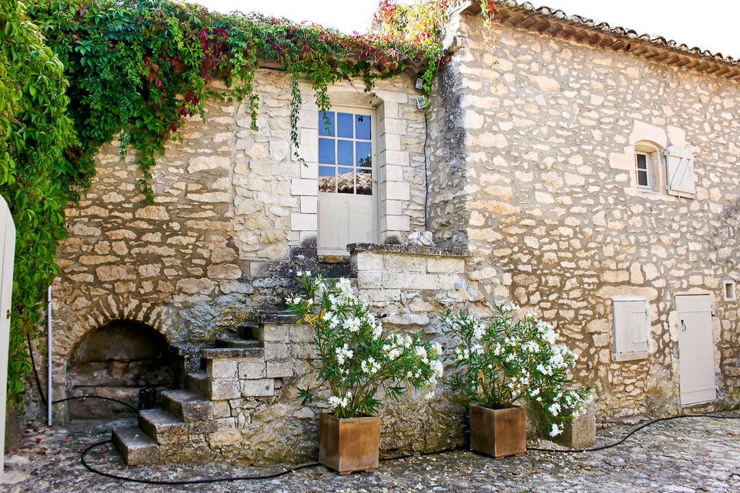 11 - Les Oliviers: Villa: Interior