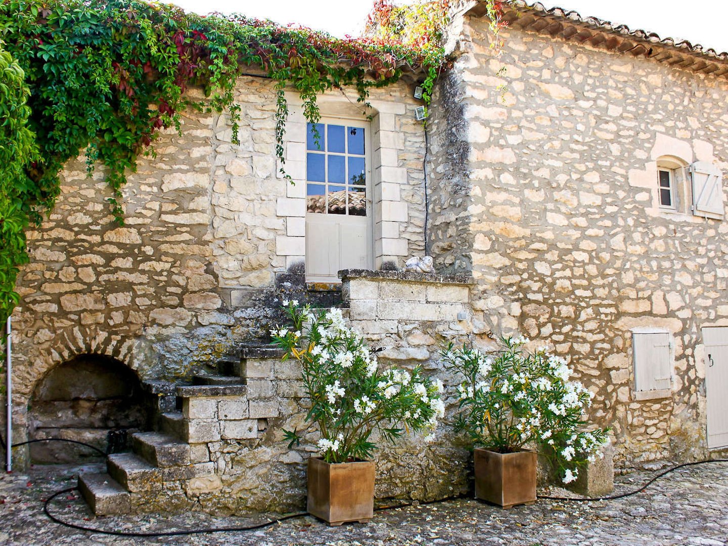 11 - Les Oliviers: Villa: Interior