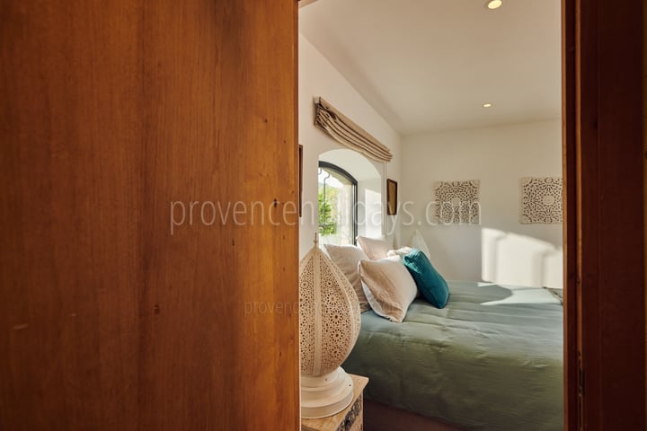 27 - Mas Spinelle: Villa: Bedroom