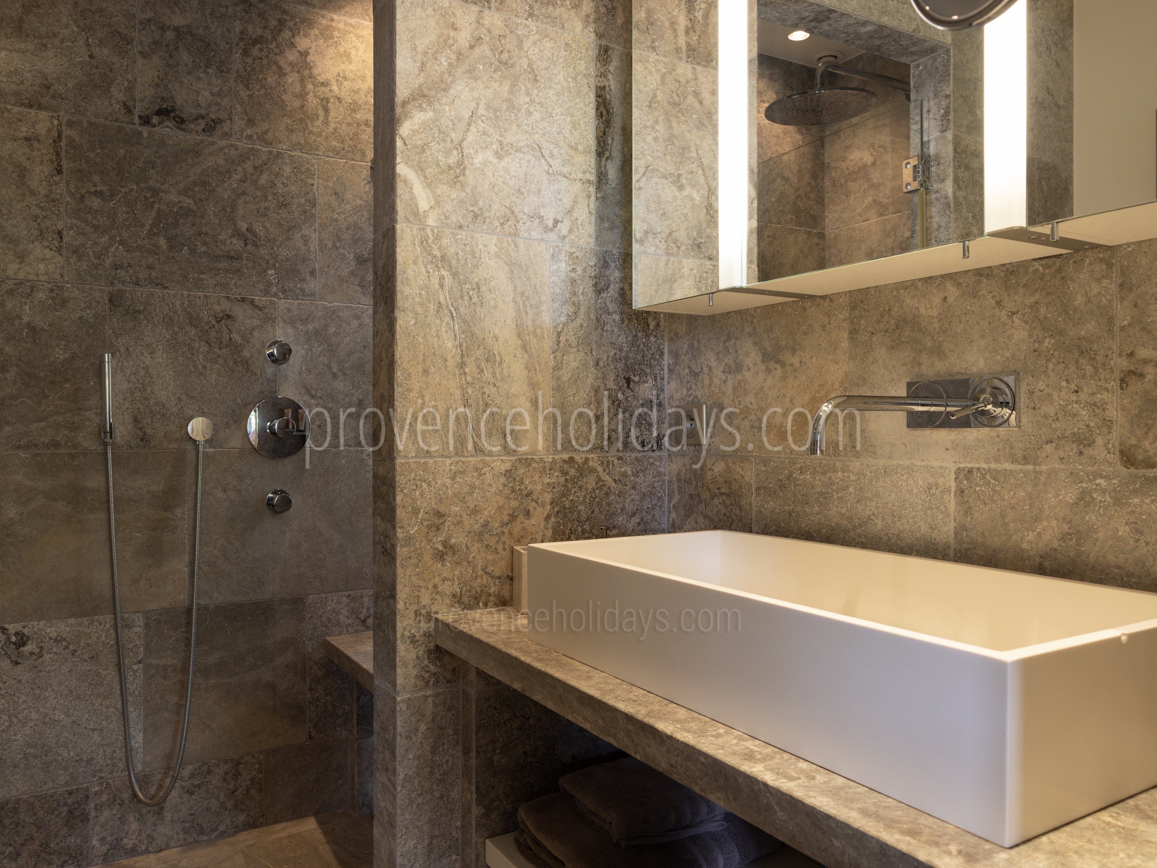 62 - Mas Paradis: Villa: Bathroom