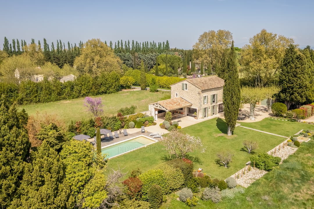 Mas avec piscine privée au cœur des Alpilles