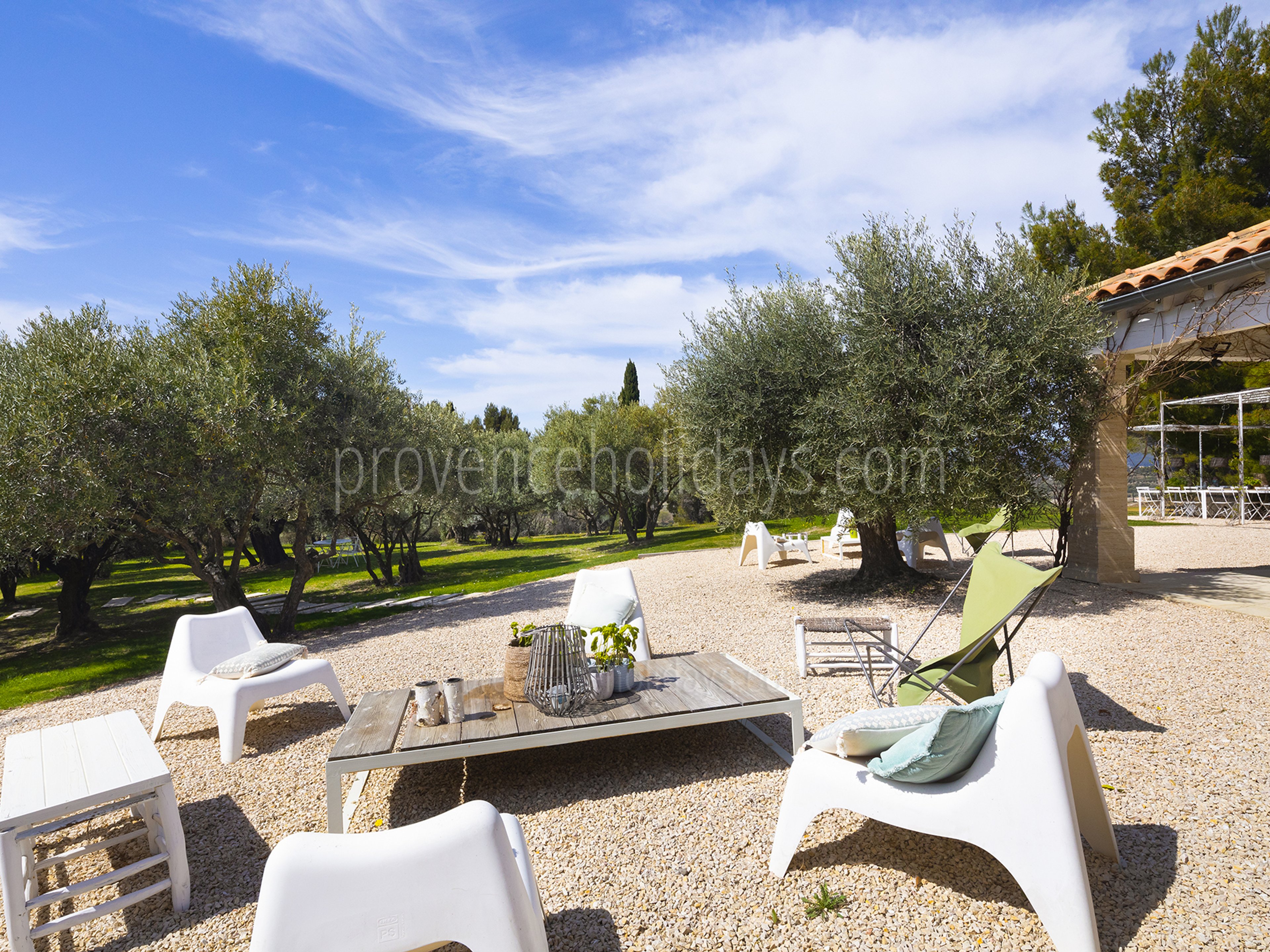 16 - Villa Crillon: Villa: Exterior