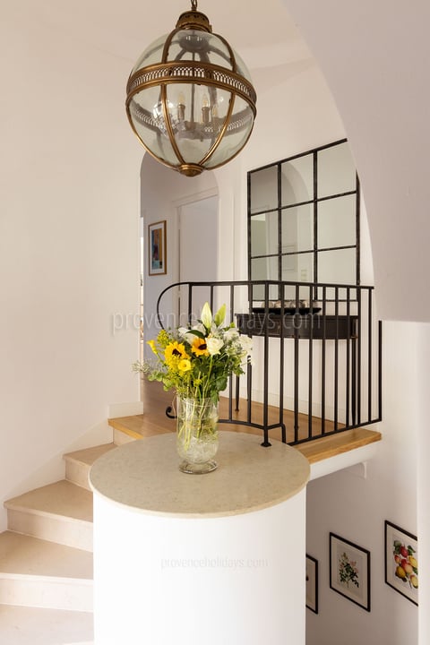 21 - Villa Riviera: Villa: Interior