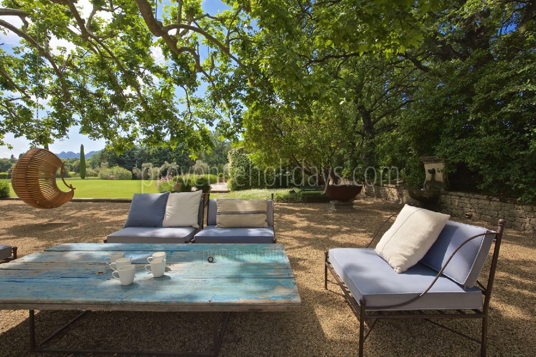 12 - Mas Provence: Villa: Exterior