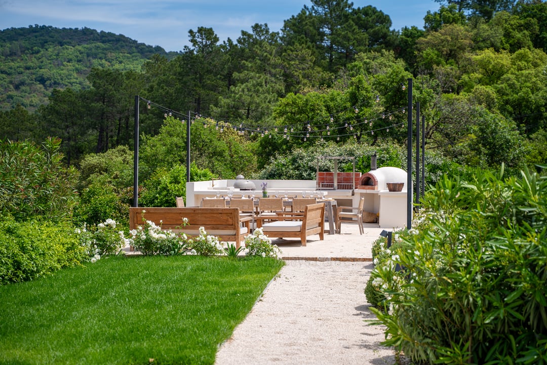 29 - Villa Honora: Villa: Exterior