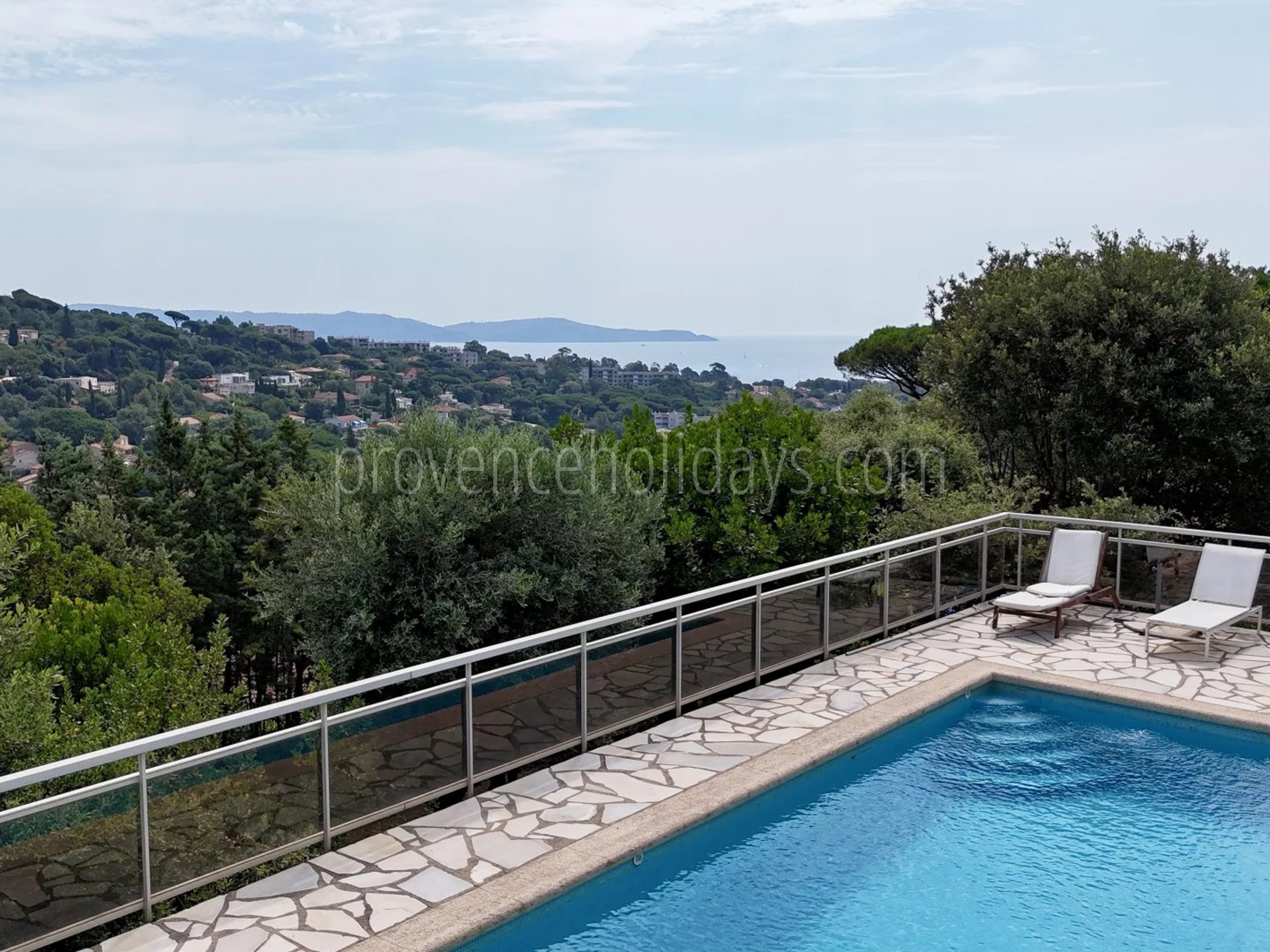 11 - Villa with pool in Cavalaire-sur-Mer: Villa: Pool