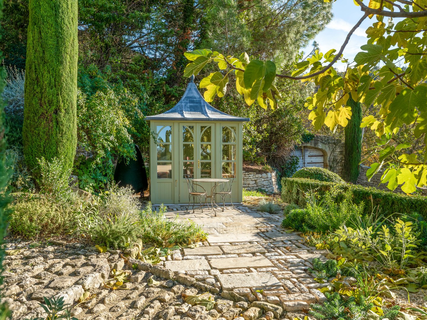 33 - 18e-eeuwse Bastide met uitzicht op de Luberon te koop - Bonnieux: Villa: Exterior