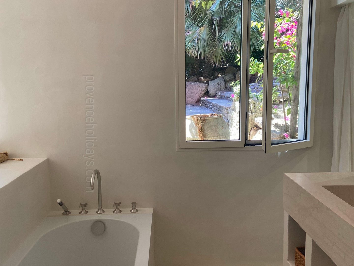 47 - Villa Luna: Villa: Bathroom