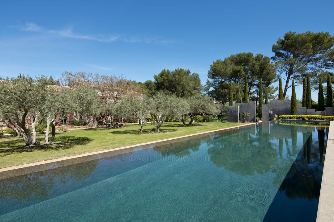 9 - Mas des Alpilles: Villa: Pool