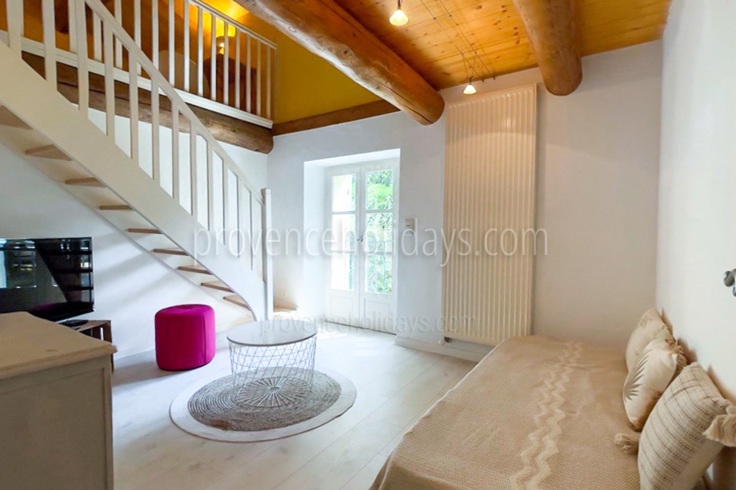 26 - Le Mas Chopin: Villa: Interior