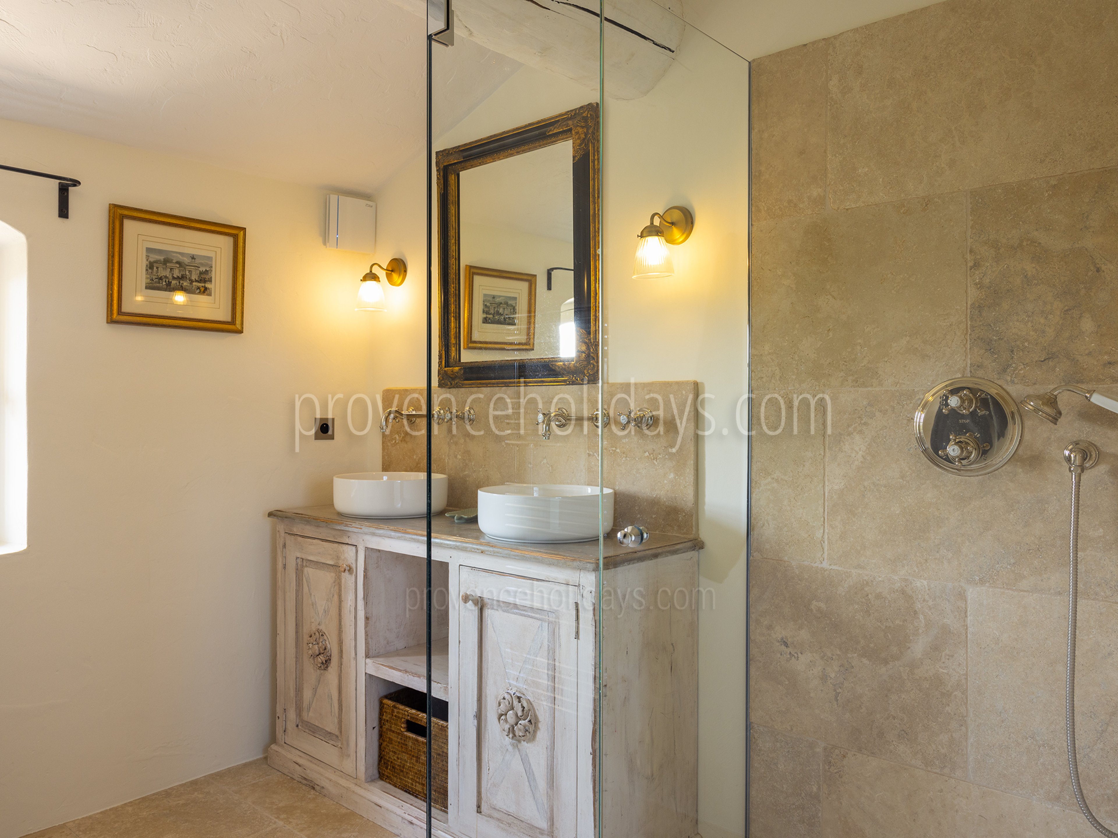 9 - Mas de Bel Air: Villa: Bathroom