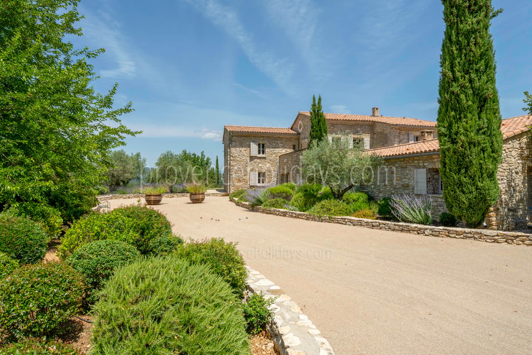 34 - Mas de Saint-Jean: Villa: Exterior