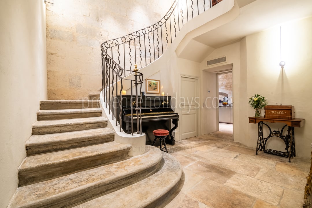 11 - Maison Tourelle: Villa: Interior