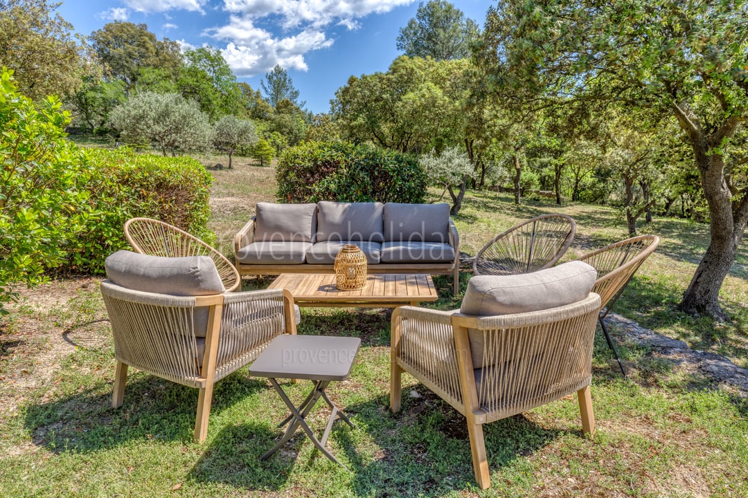 18 - L\'Escapade en Provence: Villa: Exterior