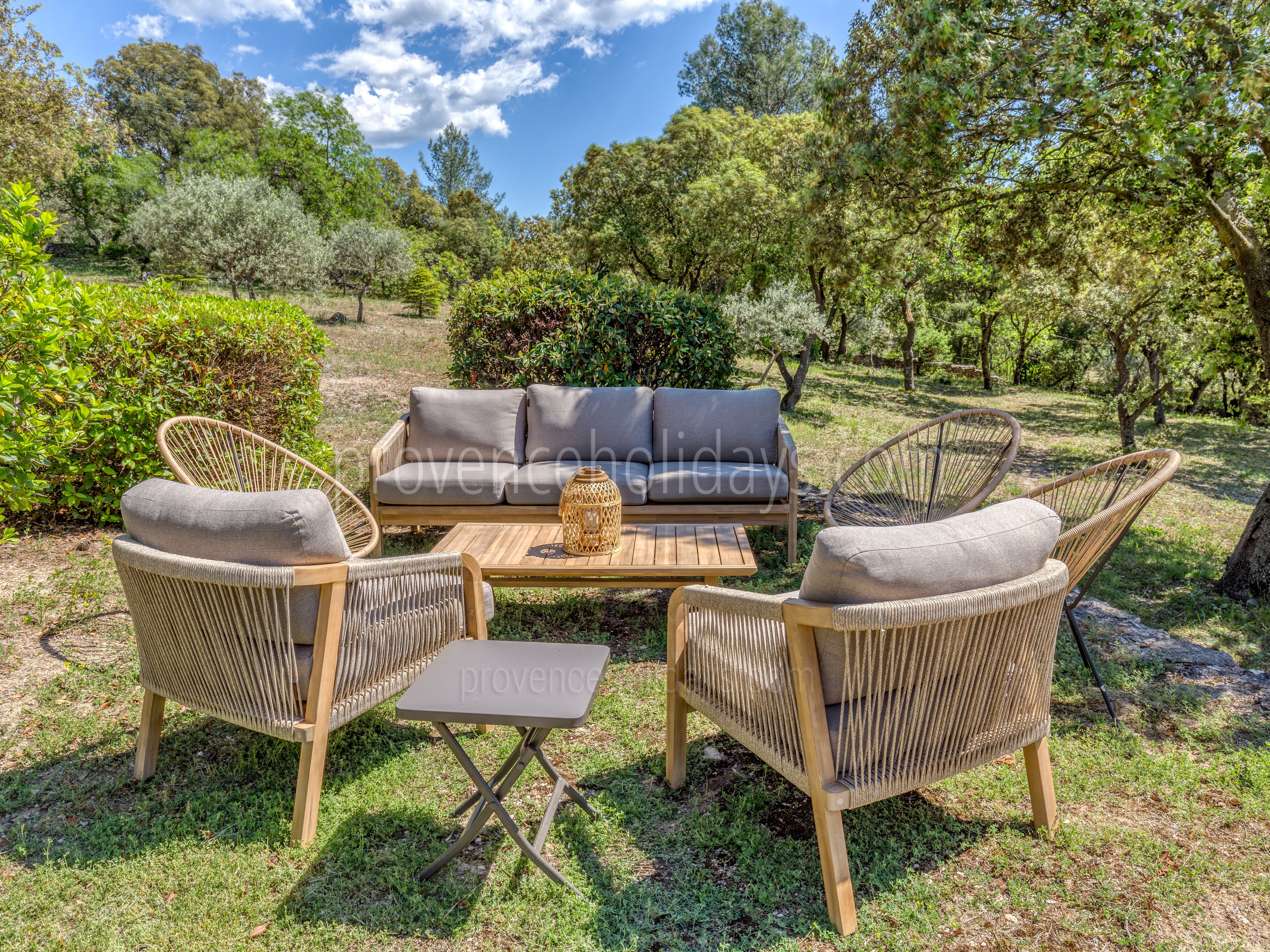 18 - L\'Escapade en Provence: Villa: Exterior