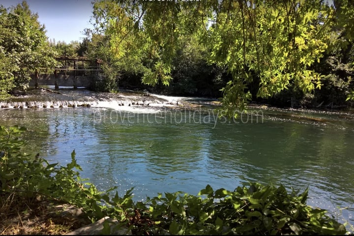 17 - Bastide in L\'Isle-sur-la-Sorgue: Villa: Exterior