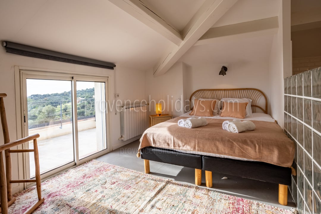 8 - Villa Clémentine: Villa: Bedroom
