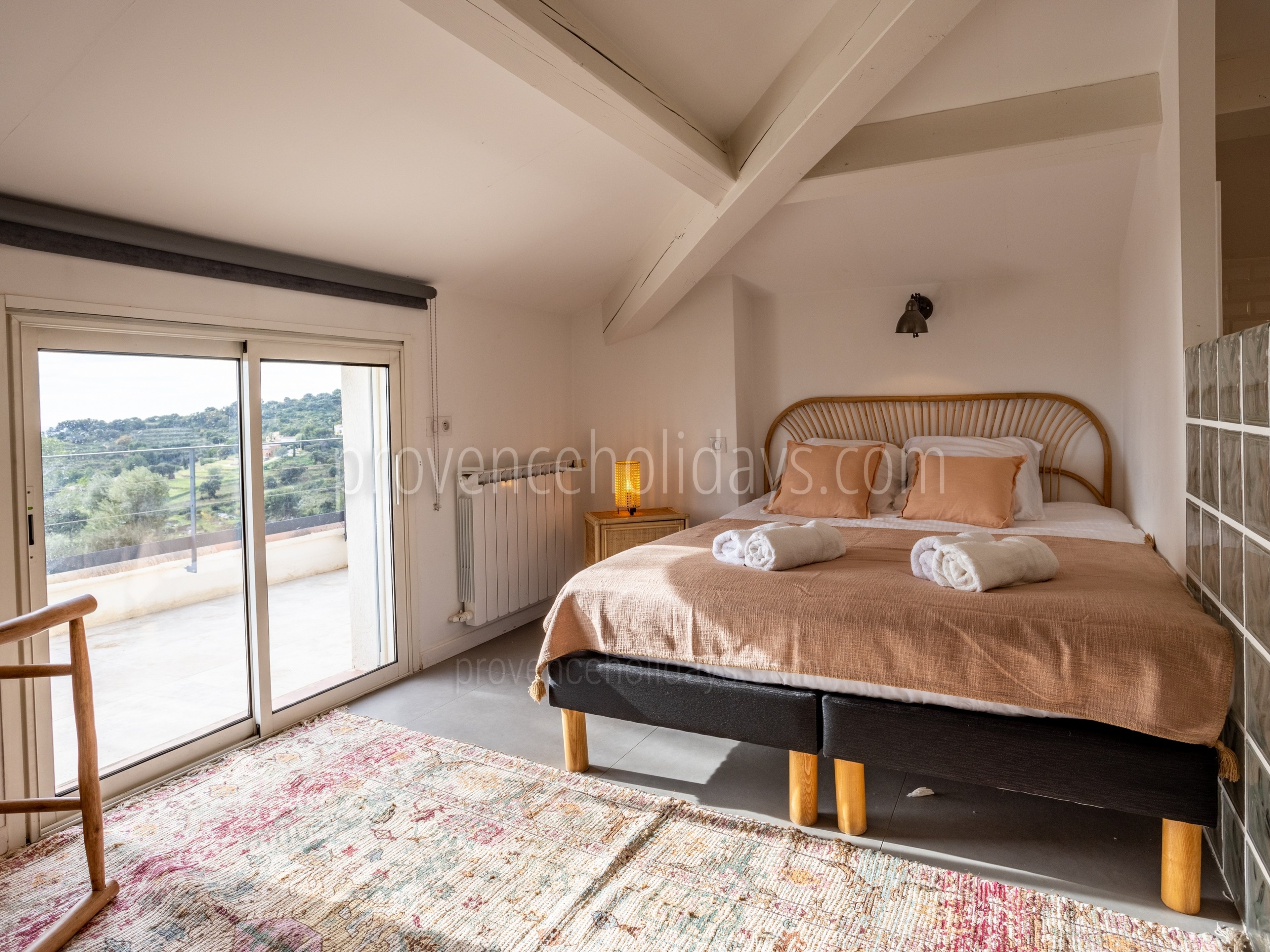8 - Villa Clémentine: Villa: Bedroom