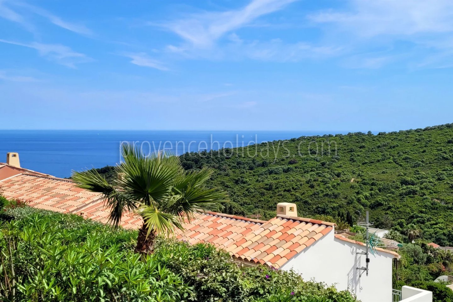 1 - Traditionelle Villa in Cavalaire-sur-Mer: Villa: Exterior