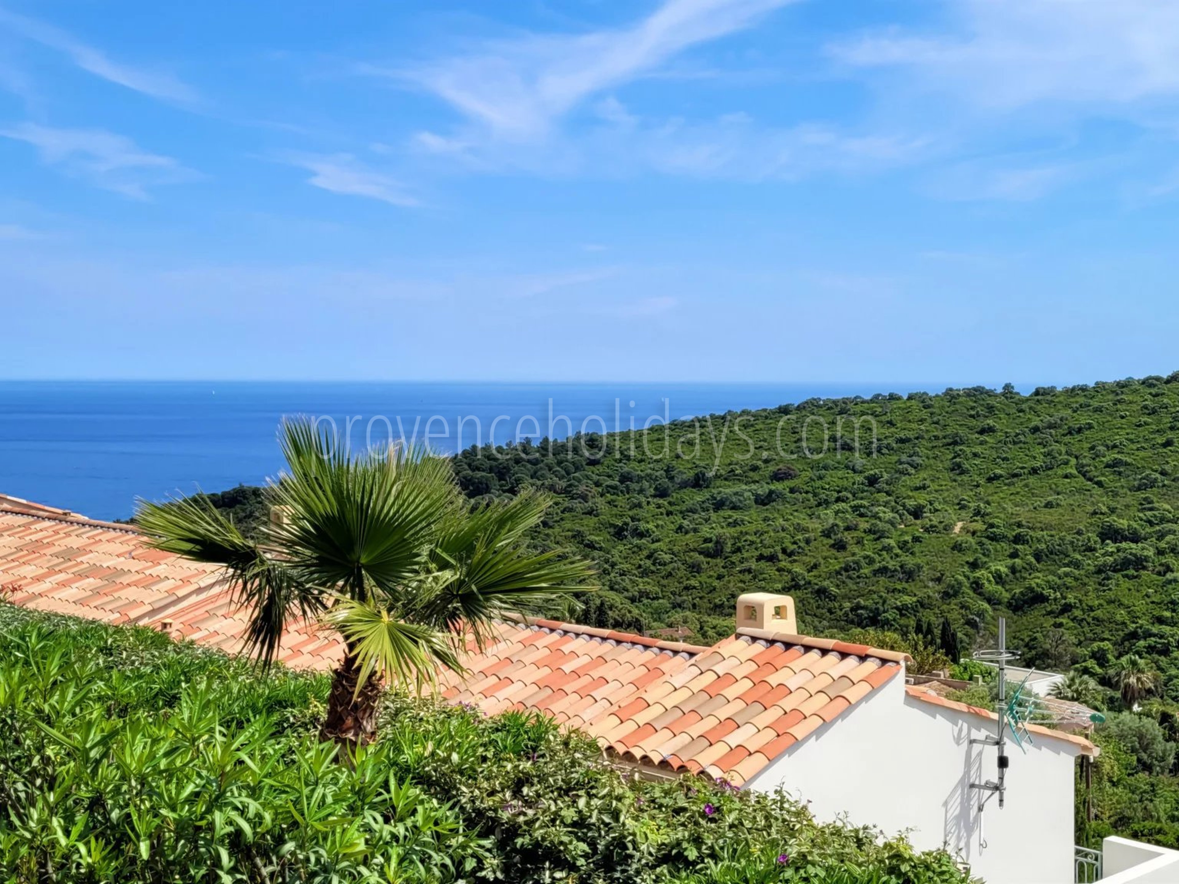 1 - Traditionelle Villa in Cavalaire-sur-Mer: Villa: Exterior