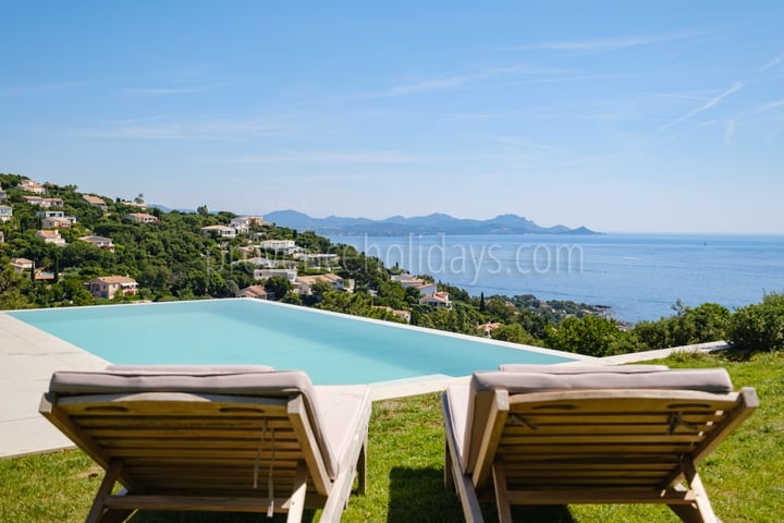 Villa Riviera