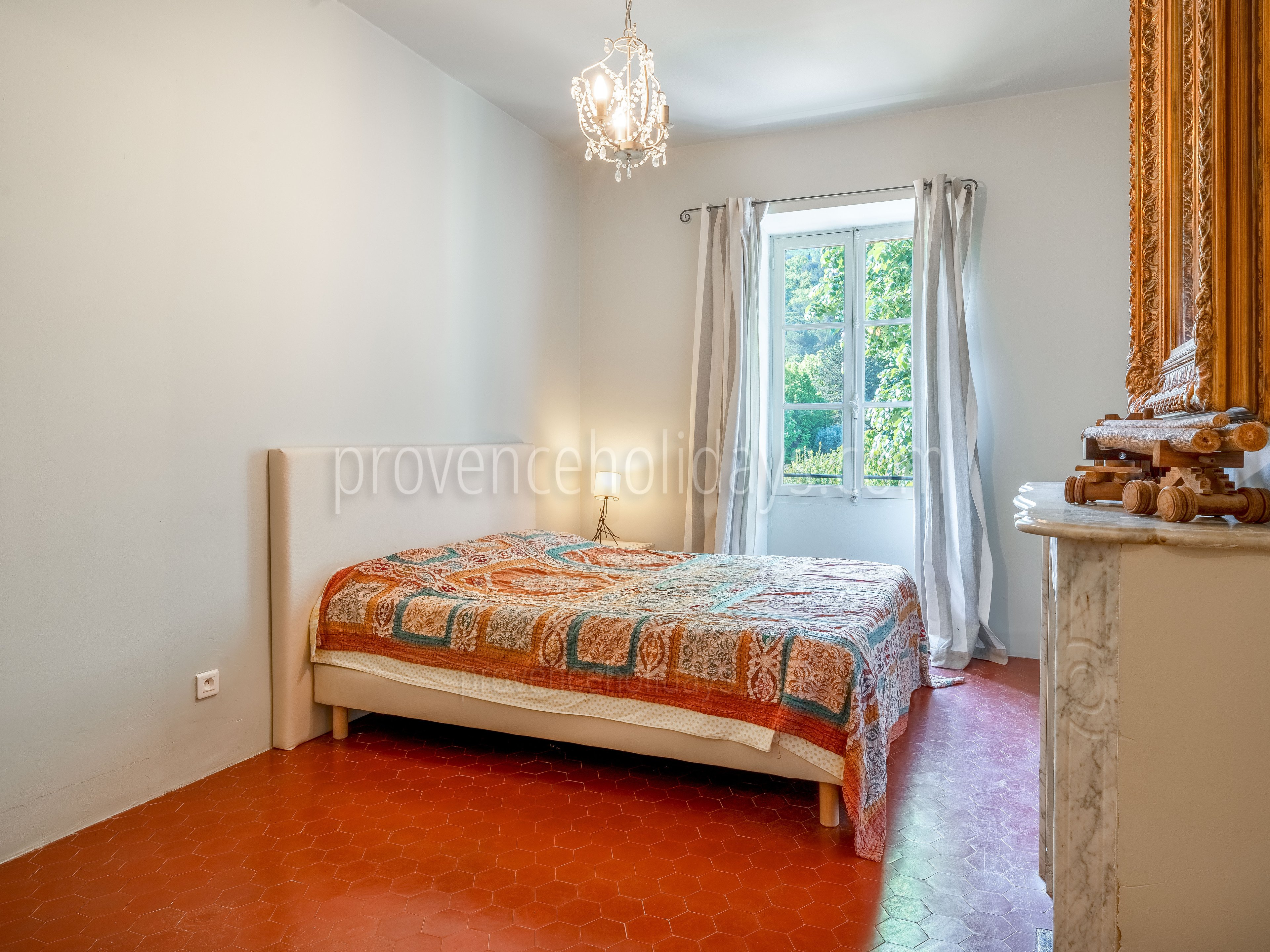 8 - Mas du Cours: Villa: Bedroom