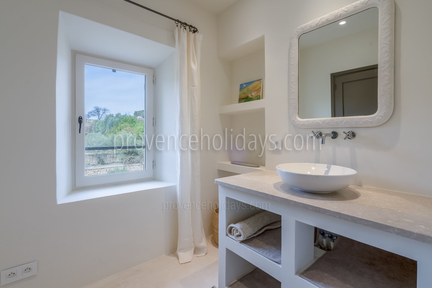 44 - La Bastide des Sources: Villa: Bathroom