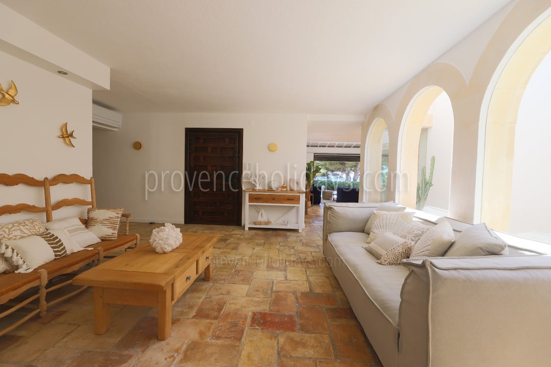 19 - Villa Hacienda: Villa: Interior