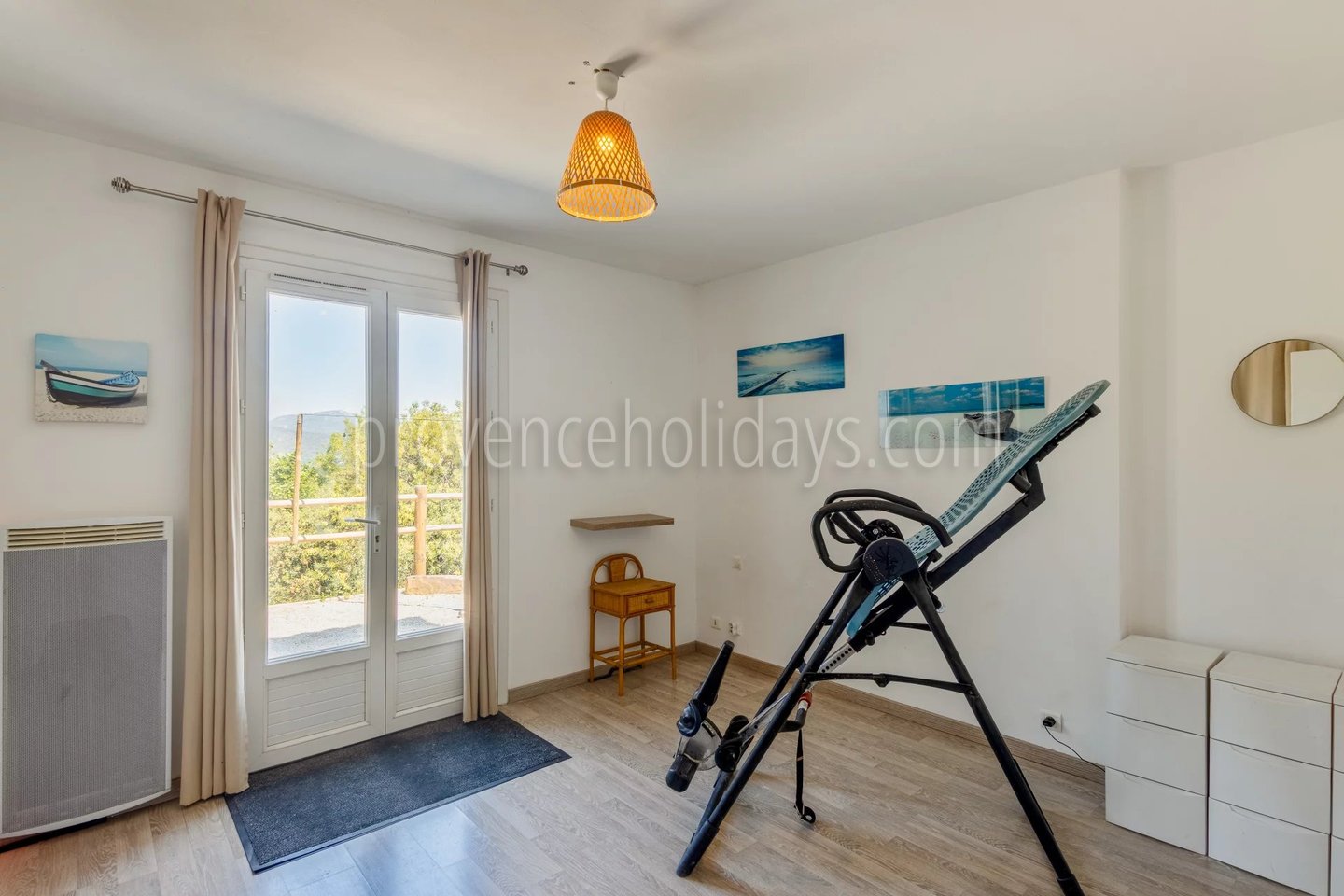 20 - Quiet house in Gassin: Villa: Interior