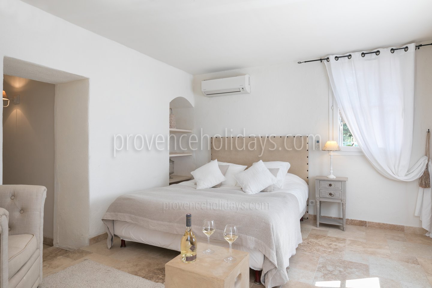 10 - Bastide du Var: Villa: Bedroom